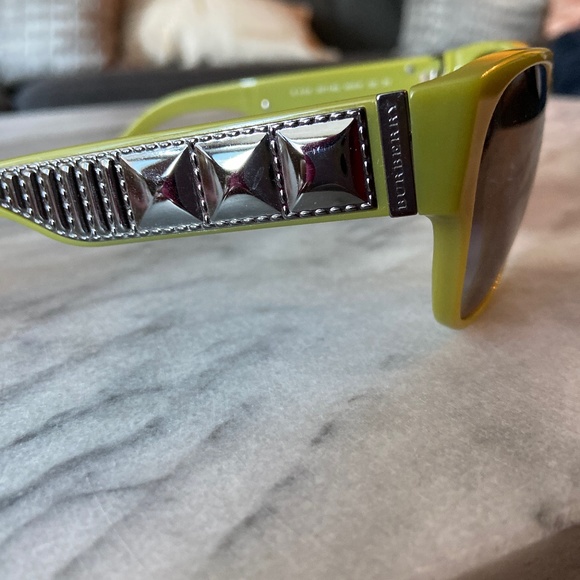 Burberry sunglasses